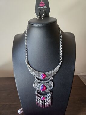 Paparazzi Silver Necklace with Pink Gemstone Accents